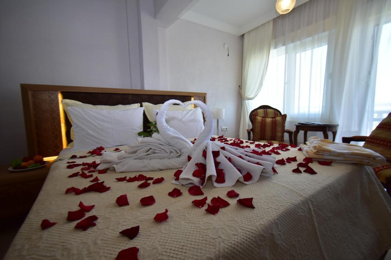 Cunda Asiyan Otel Ayvalı Extérieur photo